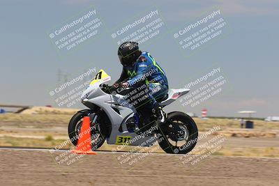 media/Jul-22-2022-TrackDaz (Fri) [[ca4971259a]]/Group B/130pm (Wheelie Bump)/